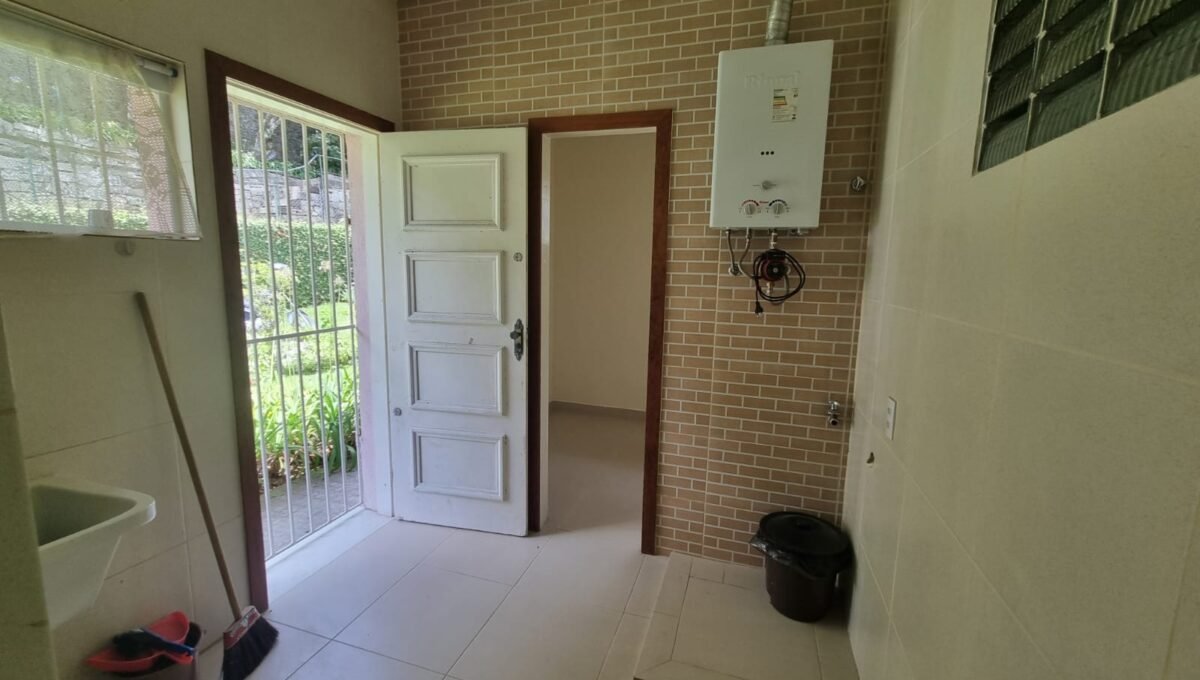 WhatsApp Image 2026-01-09 at 10.40.34 (1)