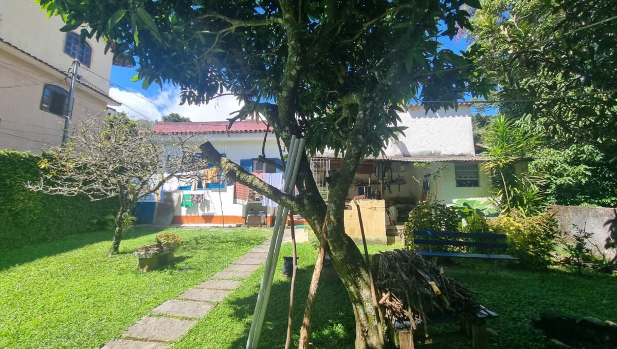 WhatsApp Image 2026-04-16 at 08.16.00 (1)