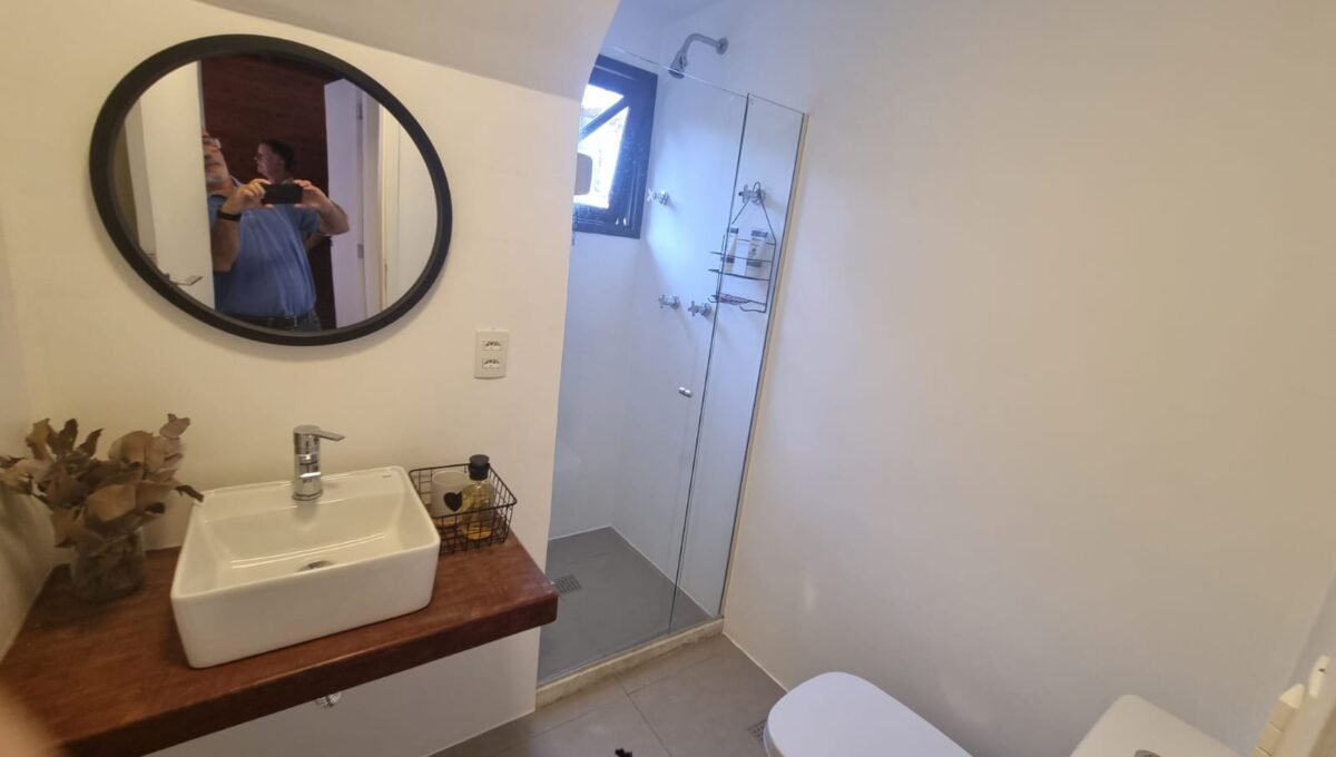 WhatsApp Image 2026-04-20 at 13.38.37